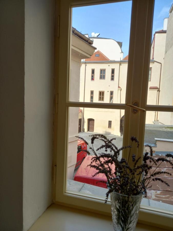 Old Town Apartment Praha Bagian luar foto